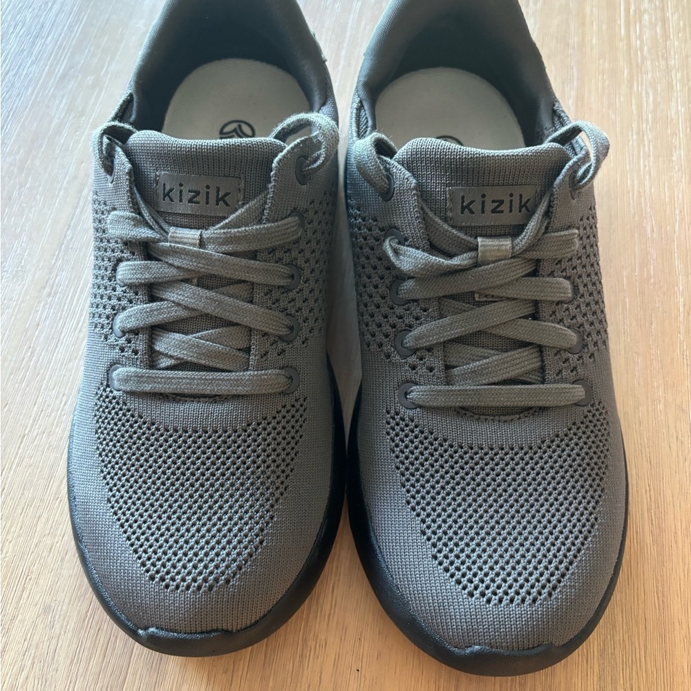 Kizik Lima Graphite Unisex Sneakers Mens 4.5 Woman’s 6